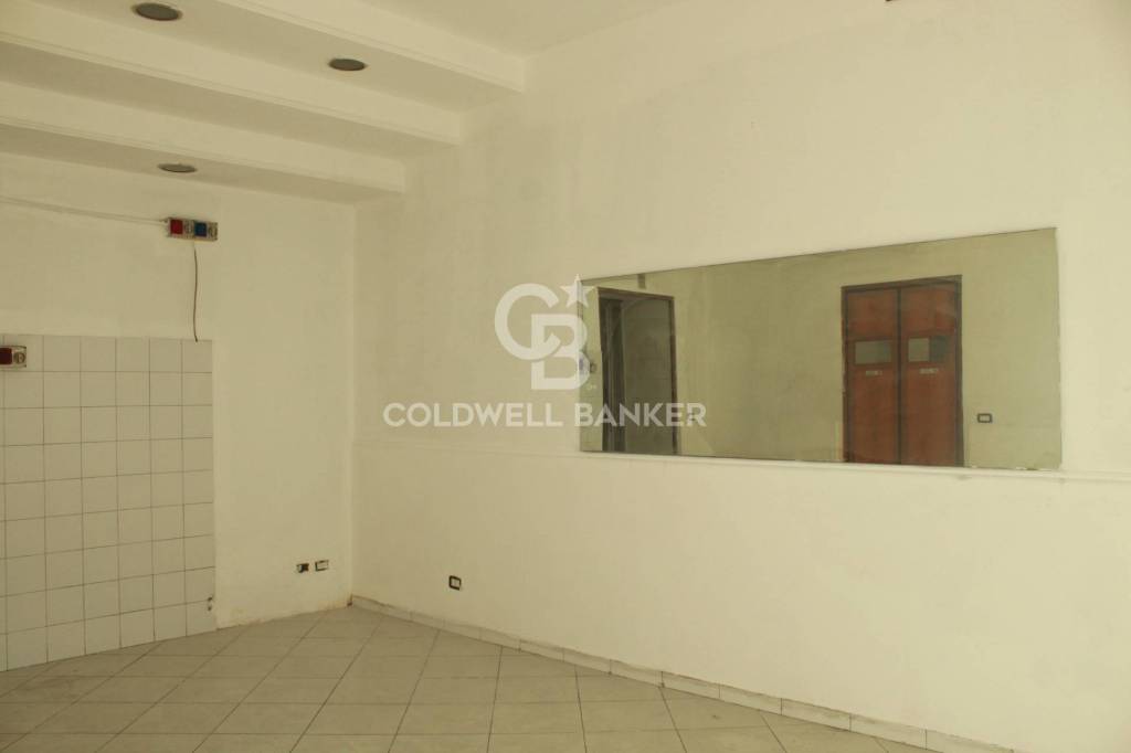 negozio in affitto ad Acireale