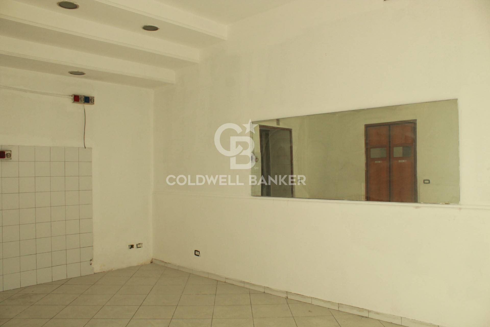 negozio in affitto ad Acireale in zona Aci Platani