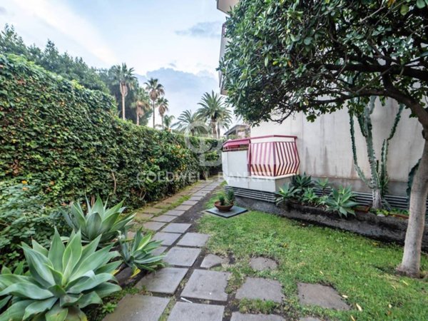 appartamento in affitto ad Acireale in zona San Cosmo