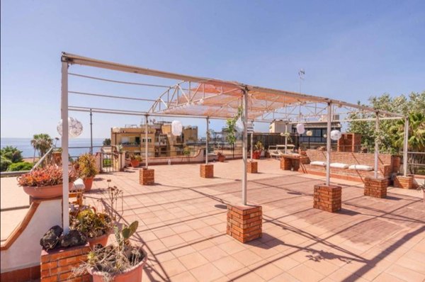 appartamento in affitto ad Acireale