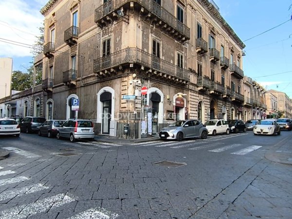 locale commerciale in affitto ad Acireale in zona Centro Storico