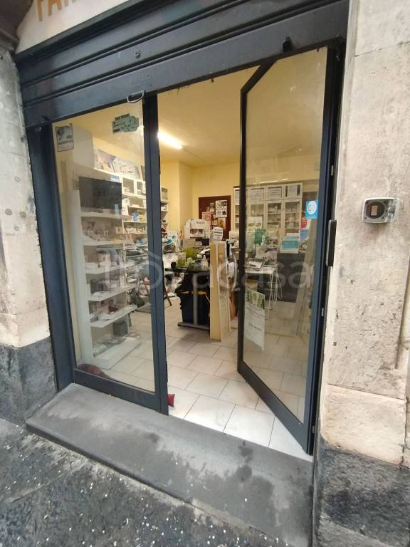 negozio in affitto ad Acireale