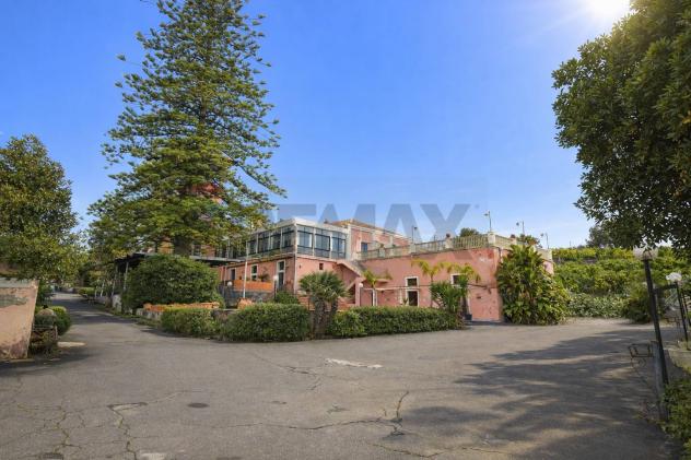 locale commerciale in affitto ad Acireale in zona Santa Tecla