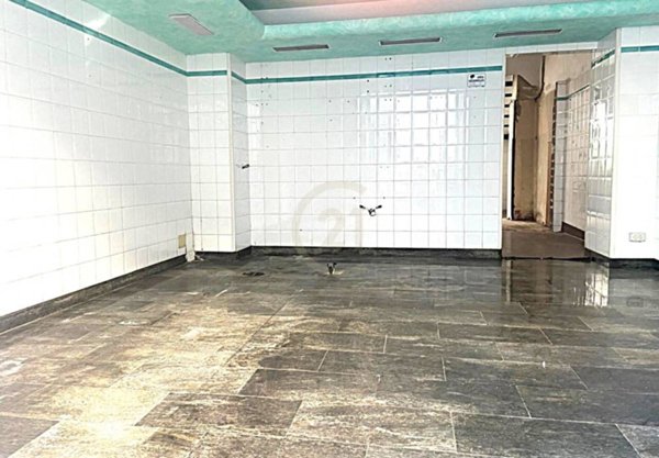 locale commerciale in affitto ad Acireale