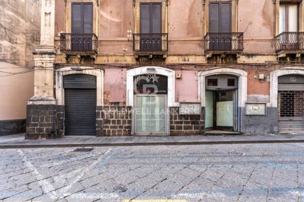 negozio in affitto ad Acireale in zona Centro Storico