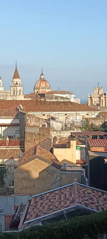 casa indipendente in affitto ad Acireale