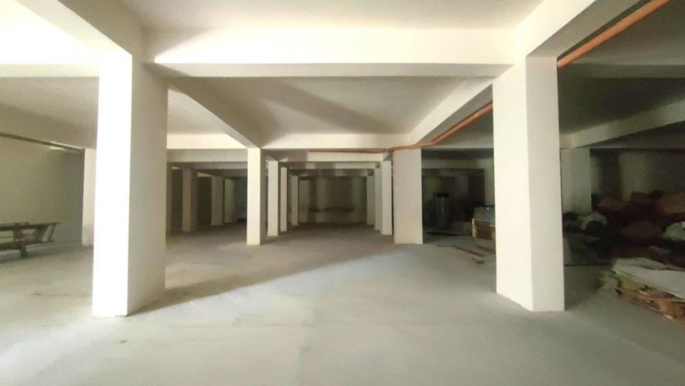 locale di sgombero in affitto ad Acireale