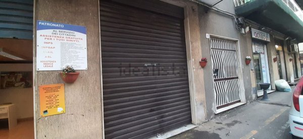 negozio in affitto ad Acireale