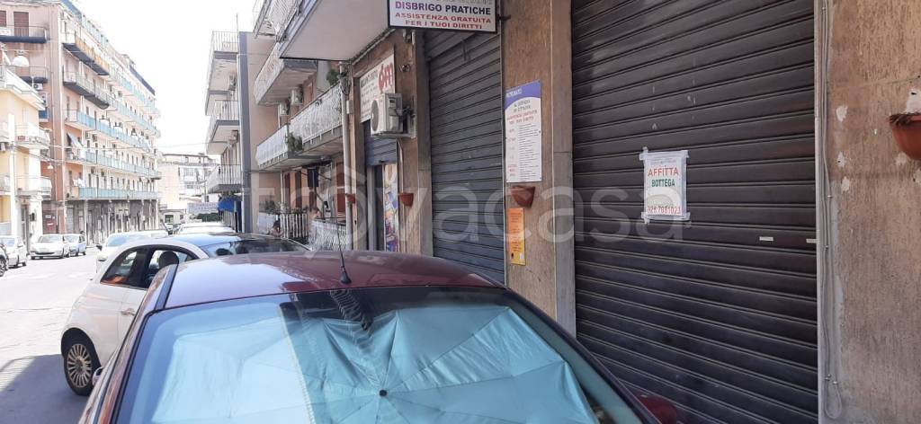 negozio in affitto ad Acireale