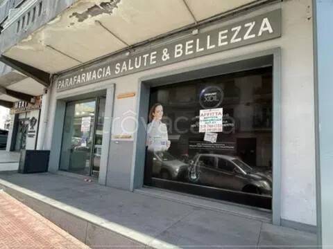 negozio in affitto ad Acireale