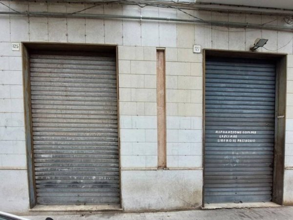 negozio in affitto ad Acireale in zona San Cosmo