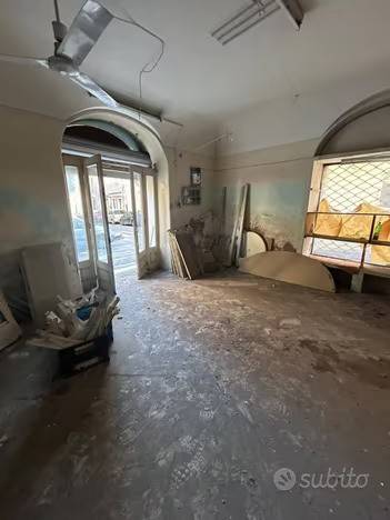 negozio in affitto ad Acireale