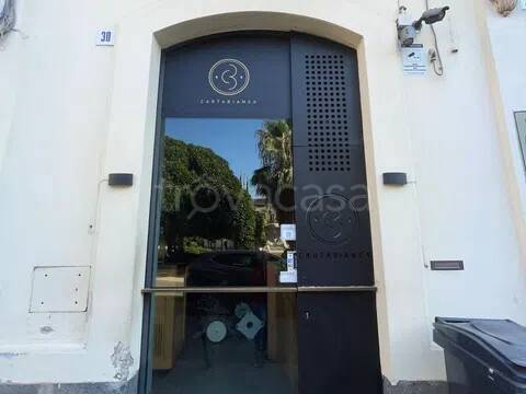 negozio in affitto ad Acireale in zona Centro Storico