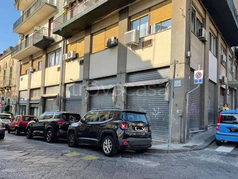 negozio in affitto ad Acireale in zona Centro Storico