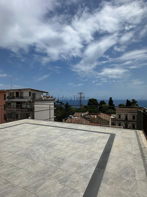 appartamento in affitto ad Acireale in zona Centro Storico