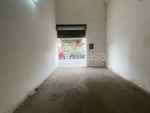 negozio in affitto ad Acireale in zona San Giovanni