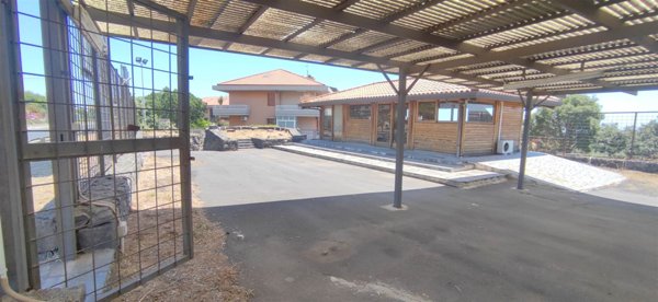 negozio in affitto ad Acireale in zona San Cosmo