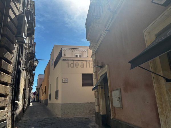 casa indipendente in affitto ad Acireale in zona Centro Storico