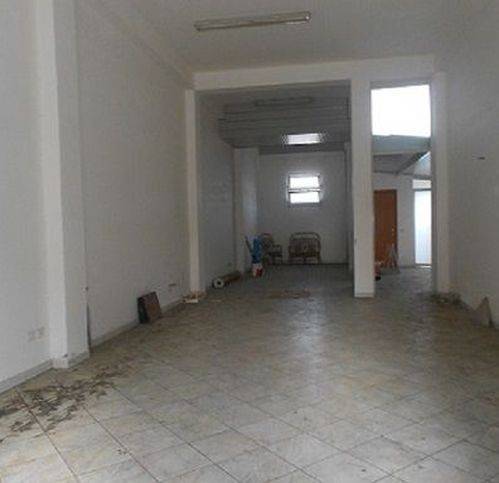 negozio in affitto ad Aci Sant'Antonio