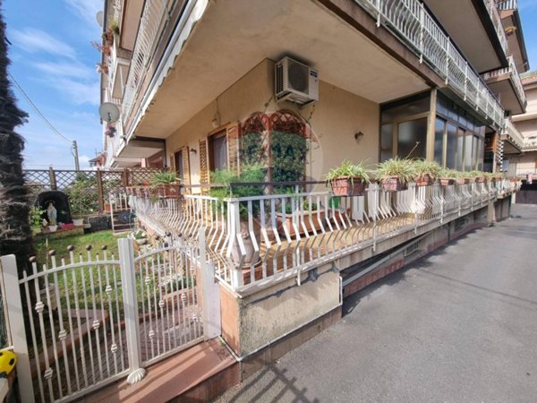 appartamento in affitto ad Aci Sant'Antonio