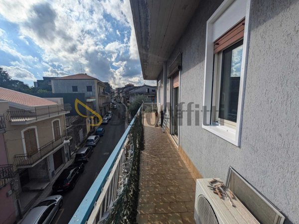appartamento in affitto ad Aci Sant'Antonio