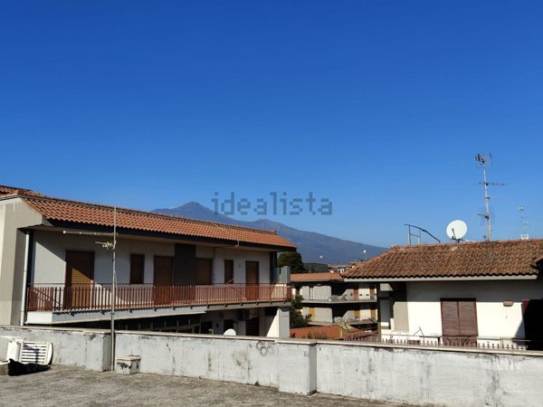 appartamento in affitto ad Aci Sant'Antonio