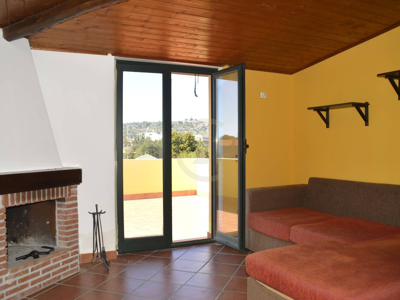 appartamento in affitto ad Aci Sant'Antonio in zona Lavina