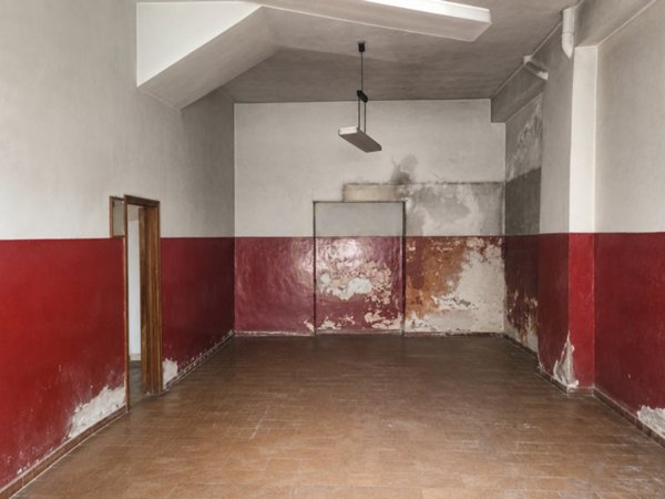 negozio in affitto ad Aci Sant'Antonio in zona Lavina