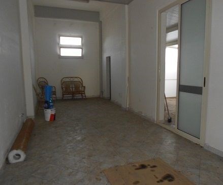 locale commerciale in affitto ad Aci Sant'Antonio in zona Lavina