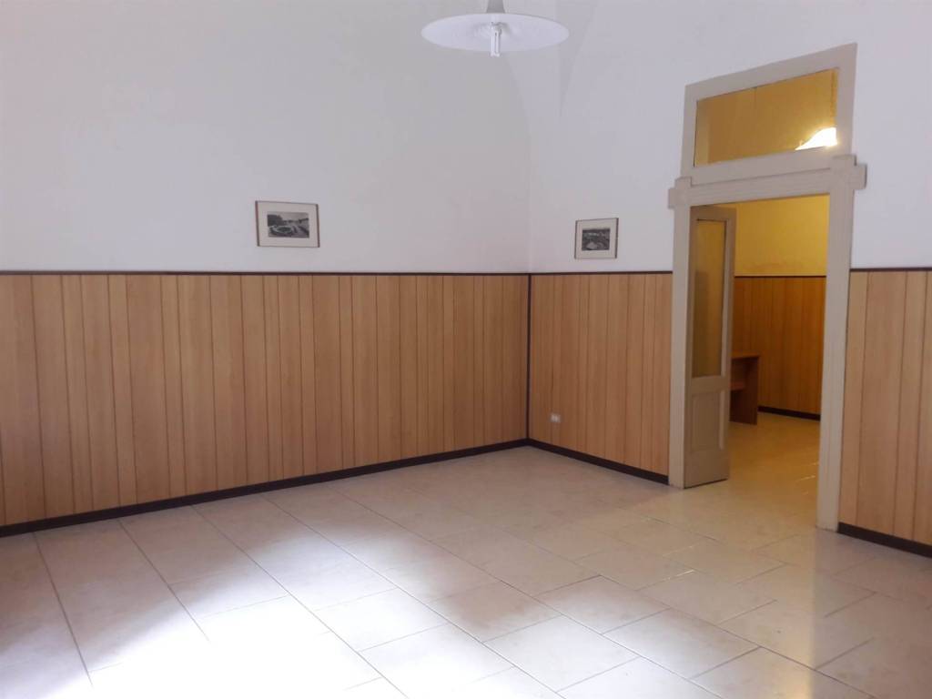 ufficio in affitto ad Adrano