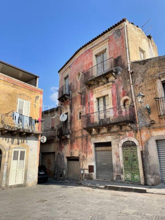 appartamento in affitto ad Adrano
