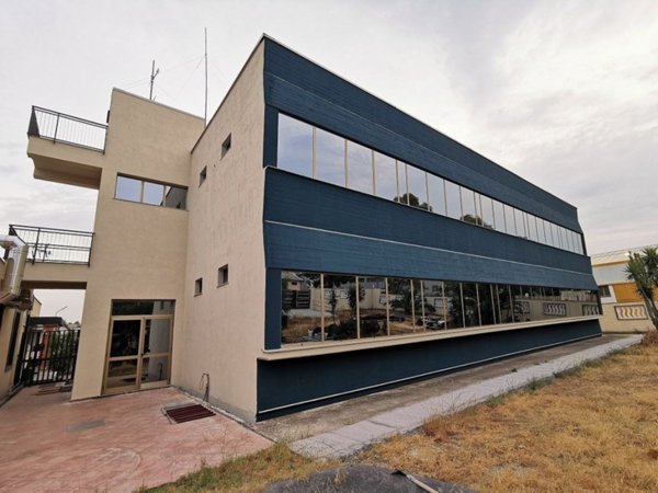 ufficio in affitto a Belpasso in zona Piano Tavola