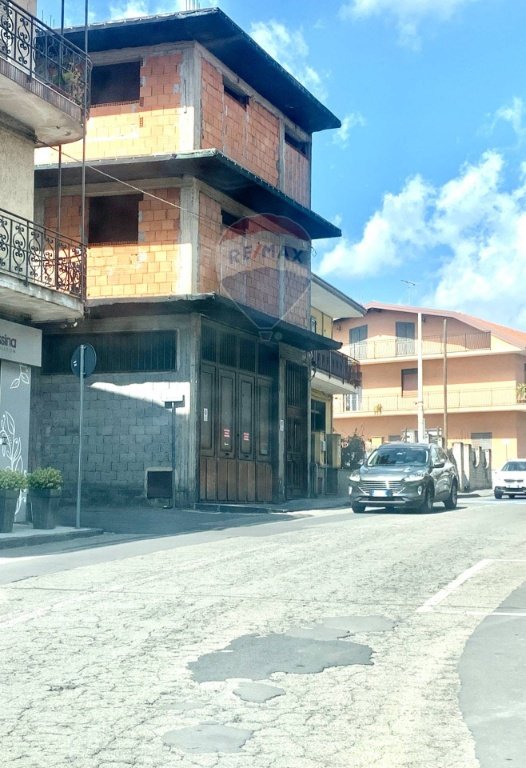locale di sgombero in affitto a Belpasso
