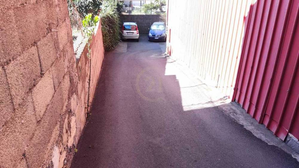 locale di sgombero in affitto a Belpasso