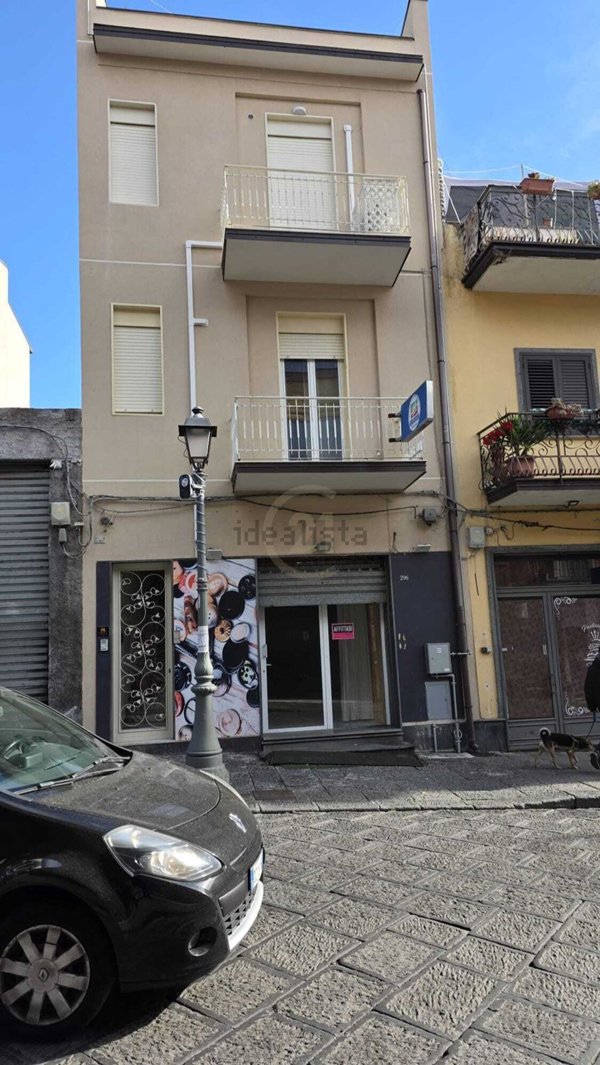 locale commerciale in affitto a Belpasso