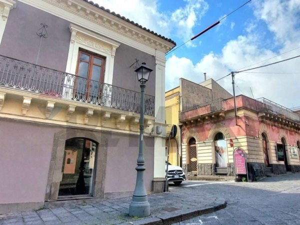 negozio in affitto a Belpasso