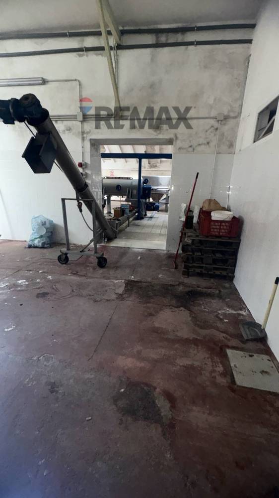 locale commerciale in affitto a Belpasso