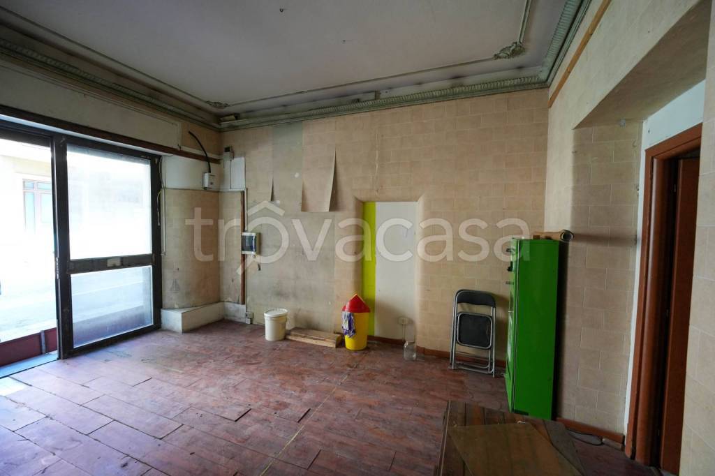 negozio in affitto a Belpasso
