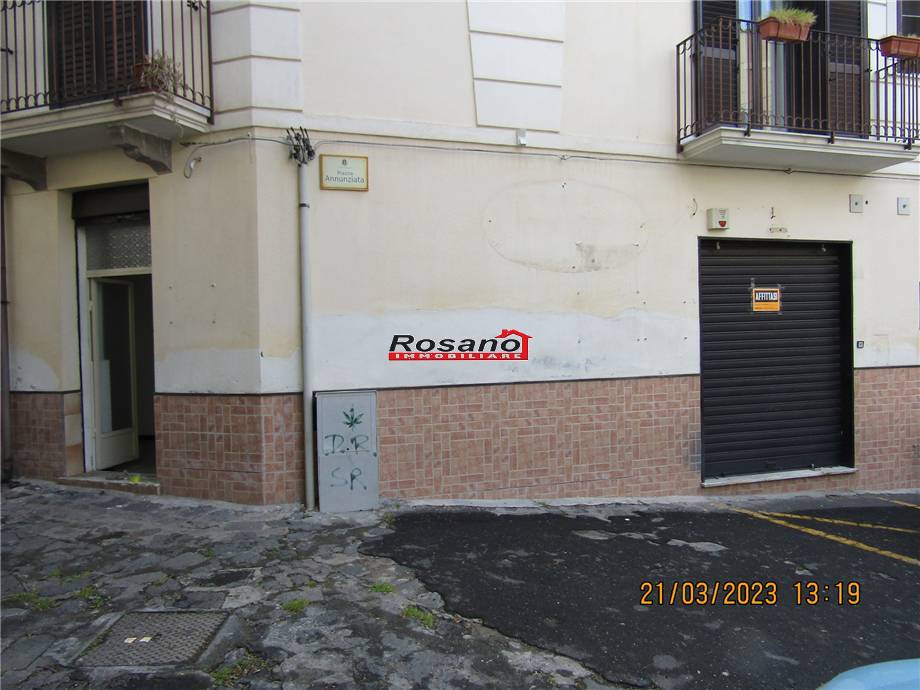 locale commerciale in affitto a Biancavilla