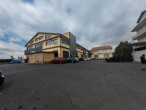 ufficio in affitto a Biancavilla