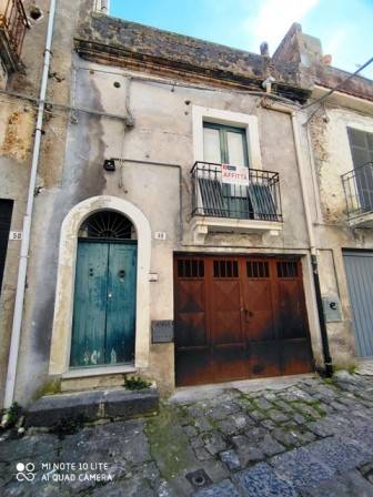 appartamento in affitto a Bronte