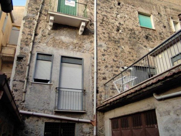 appartamento in affitto a Bronte
