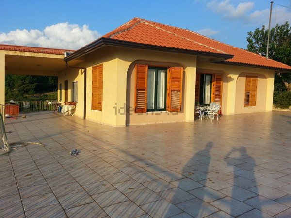 pentavano in affitto a Bronte