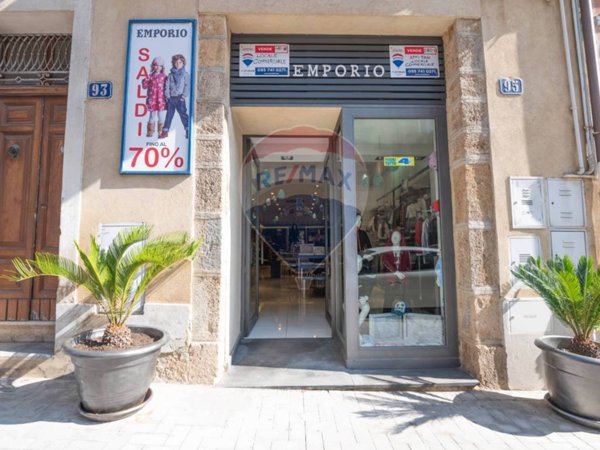 negozio in affitto a Caltagirone