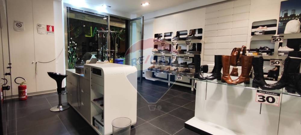 negozio in affitto a Caltagirone