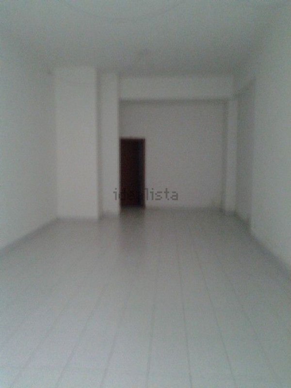 locale commerciale in affitto a Caltagirone