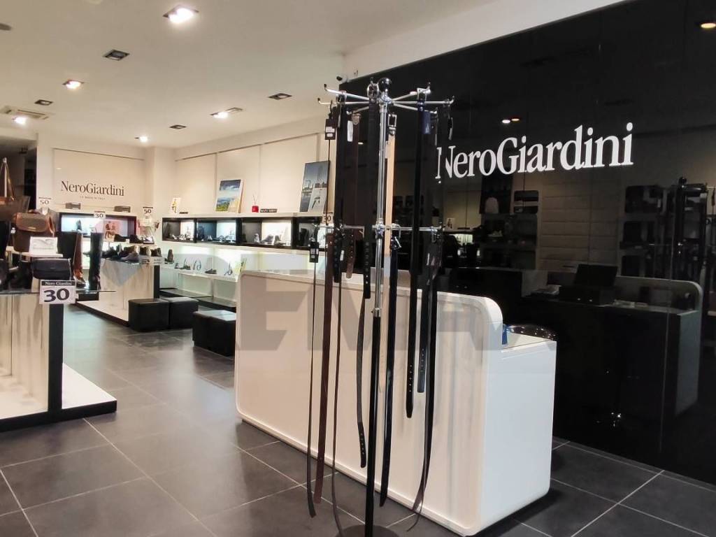 negozio in affitto a Caltagirone