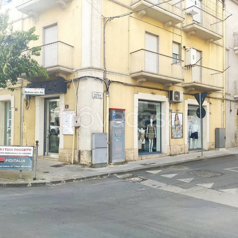 negozio in affitto a Caltagirone