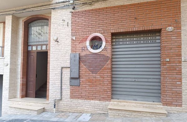 ufficio in affitto a Camporotondo Etneo