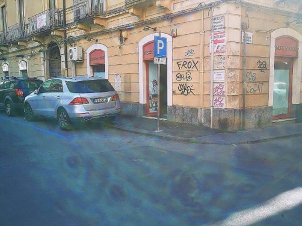 negozio in affitto a Catania